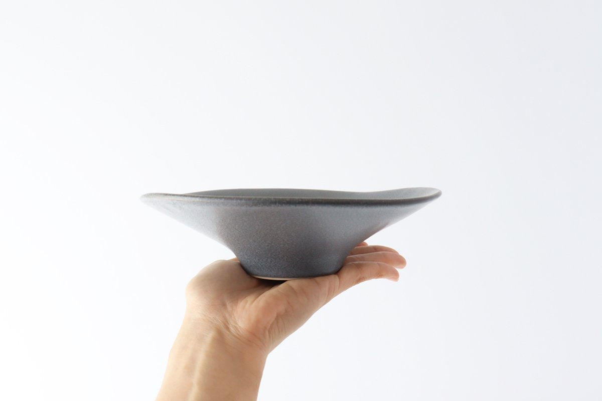 kei Morning Glory-shaped Bowl Gray | Serving Bowl Mino Ware