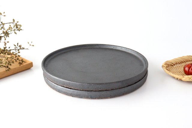 Round Plate Matte Black 24㎝/9.4in | Shigaraki Ware