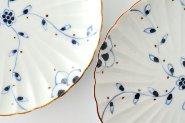 Round Plate Blue Arabesque | Arita Ware