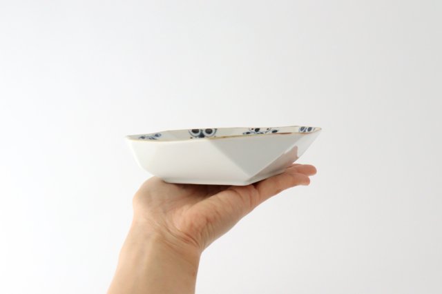 Diamond-shaped Small Bowl Vine Blue Arabesque | Kobachi Arita Ware