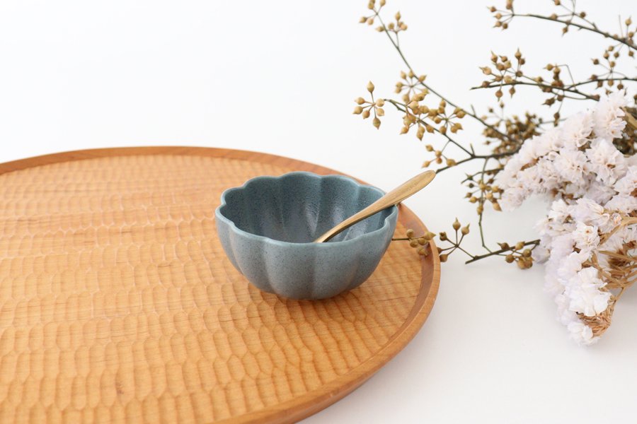 Flower-shaped Small Bowl Blue | Kobachi Mino Ware