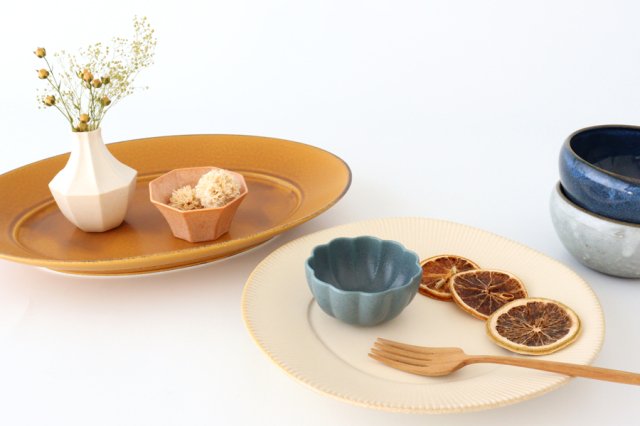 Flower-shaped Small Bowl Blue | Kobachi Mino Ware