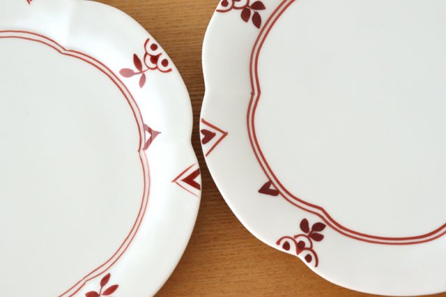 Koyo Kiln Flower-shaped Plate Red Flower | Arita Ware