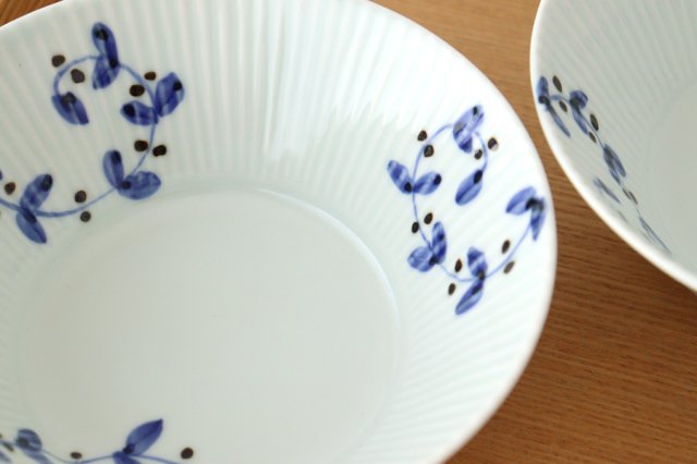 Koyo Kiln Deep Bowl Blue Arabesque 14cm/5.5in | Serving Bowl Arita Ware