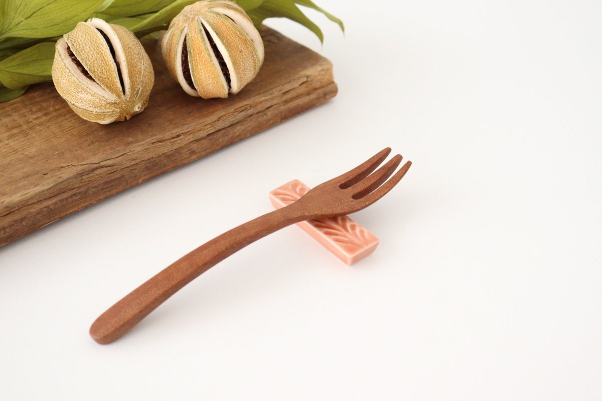 Chopstick Rest Rosemary Sakura | Hashioki Hasami Ware
