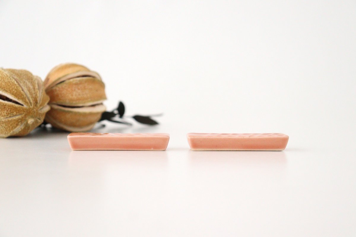 Chopstick Rest Rosemary Sakura | Hashioki Hasami Ware
