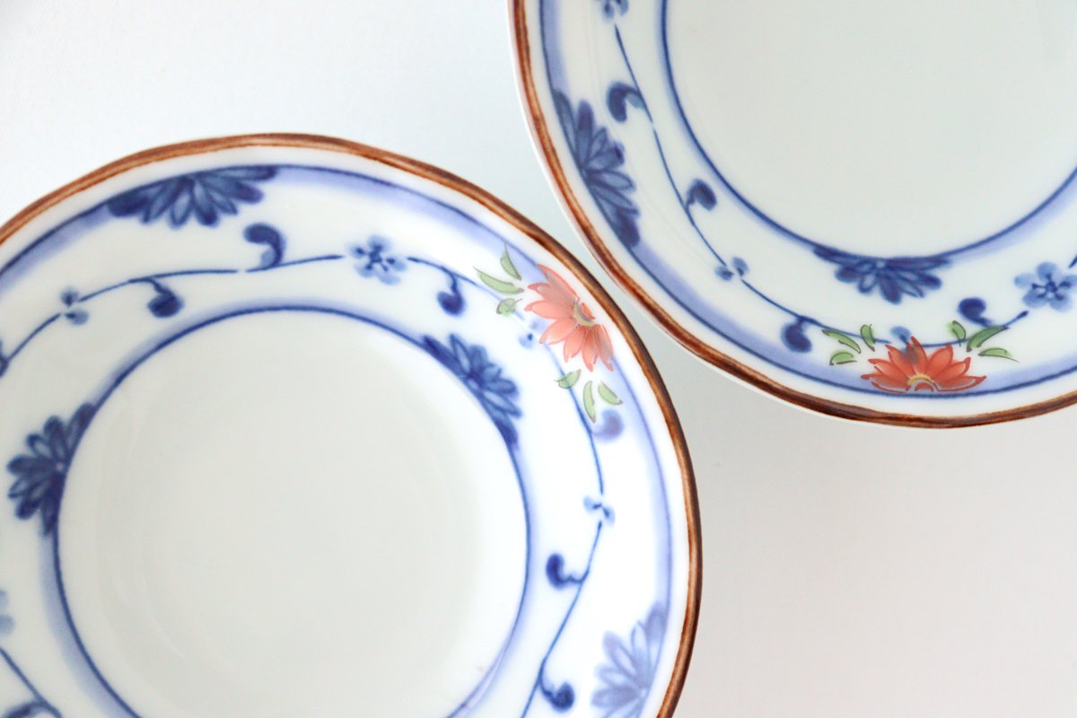 Sauce Plate Blue and Red Chrysanthemum | Hasami Ware