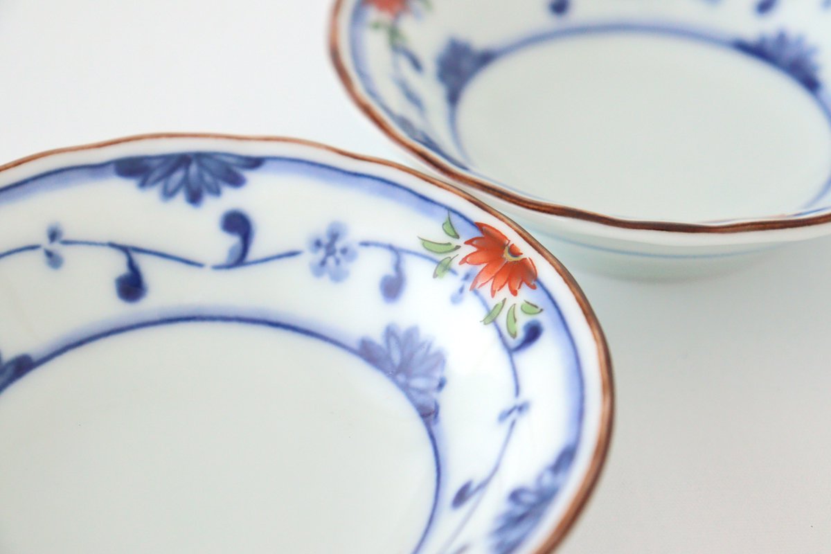 Sauce Plate Blue and Red Chrysanthemum | Hasami Ware