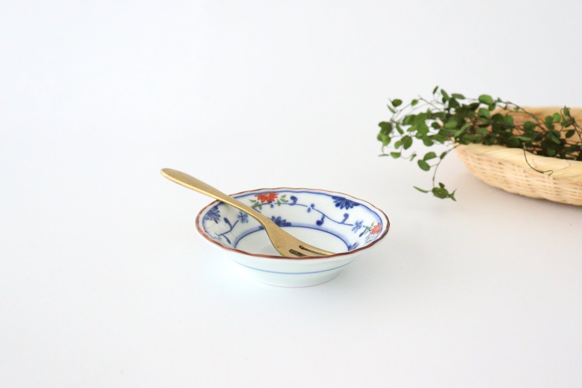 Sauce Plate Blue and Red Chrysanthemum | Hasami Ware