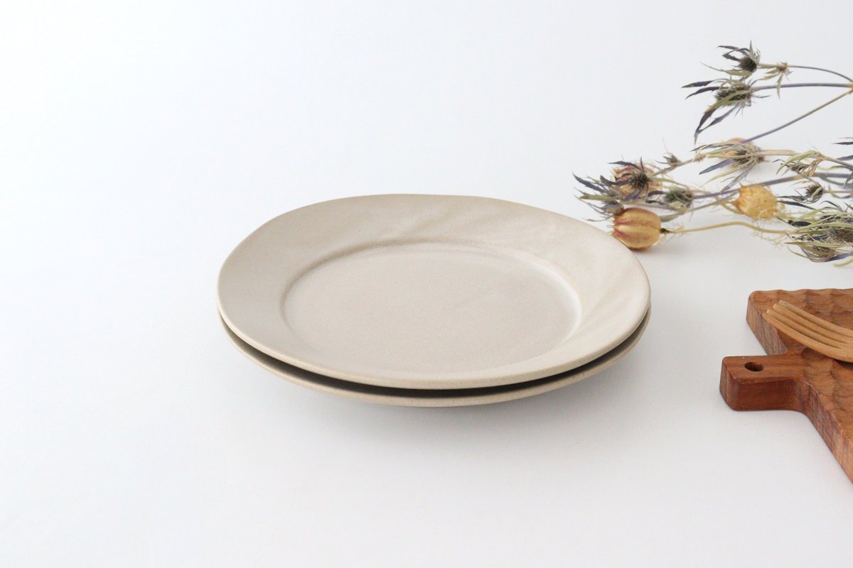 Round Plate Ivory 19㎝/7.5in | Mino Ware
