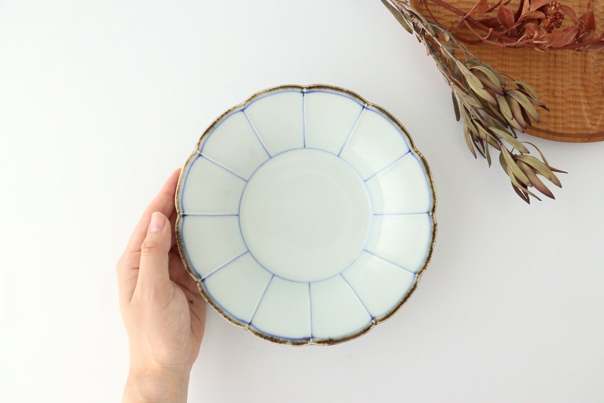 Flower-shaped Bowl Blue-lined 18cm/7.1in | Serving Bowl Mino Ware