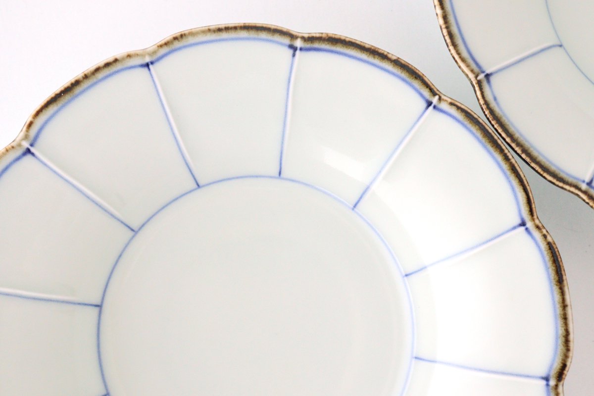 Flower-shaped Bowl Blue-lined 18cm/7.1in | Serving Bowl Mino Ware