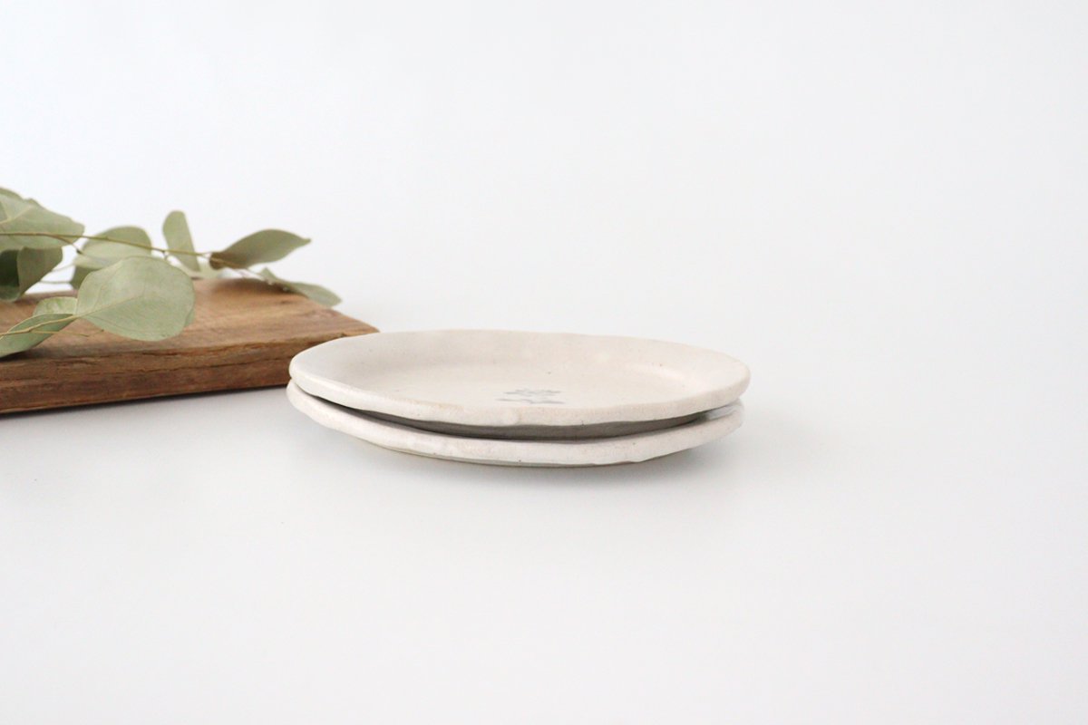 Kitagama Kasen Kato Hiroshige Oval Plate White Small Flower | Seto Ware