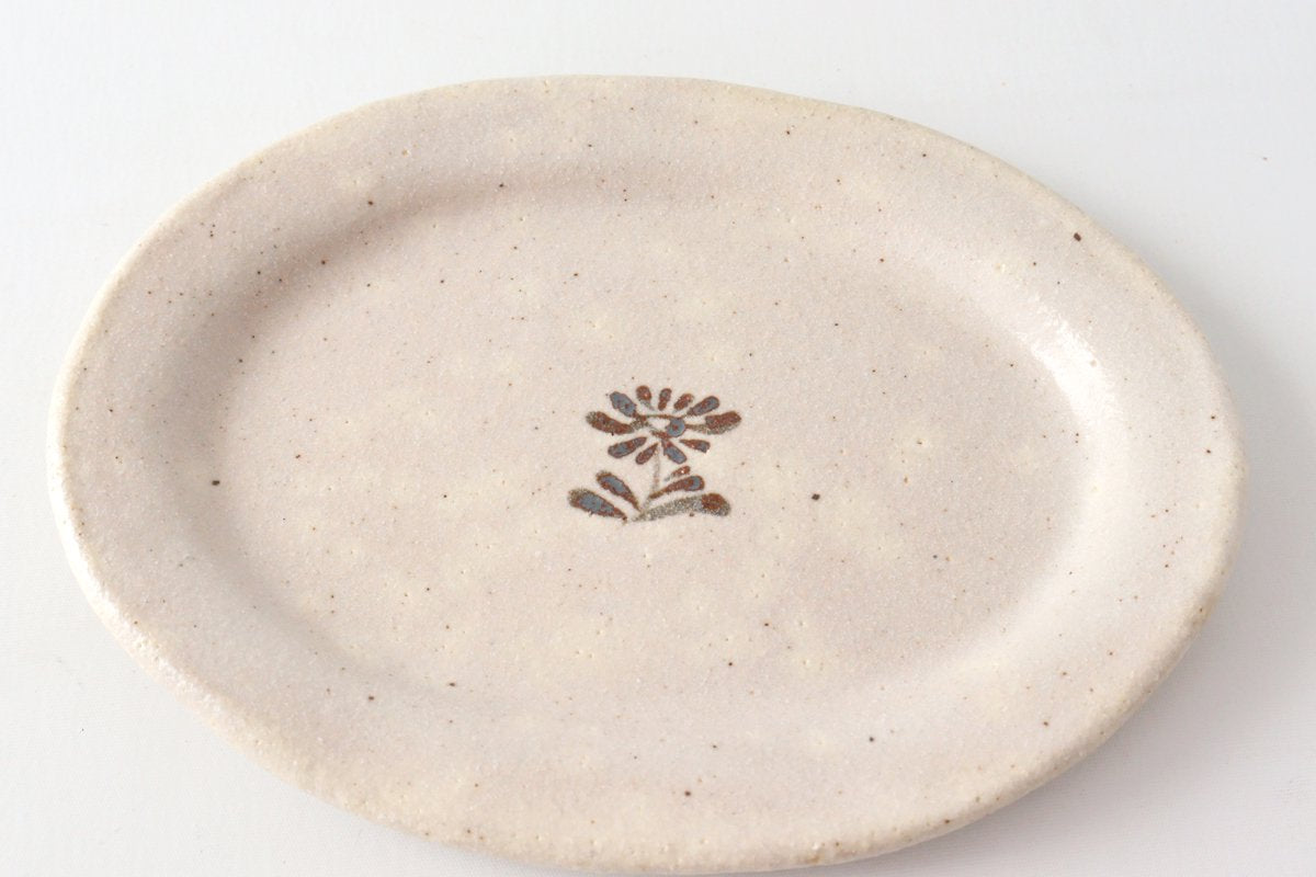 Kitagama Kasen Kato Hiroshige Oval Plate White Small Flower | Seto Ware