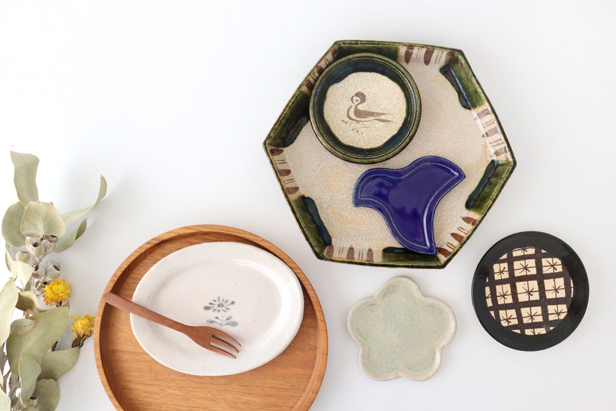 Kitagama Kasen Hiroshige Kato Small Plate Basket Pattern Black-Oribe | Seto Ware