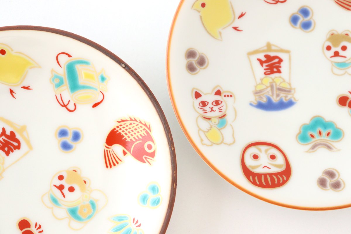 Seikou Kiln Small Plate Luckey Charms White | Kutani Ware