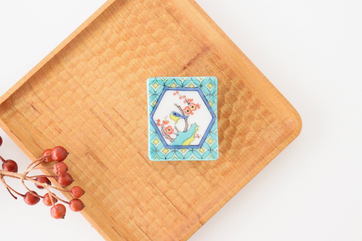 Seikou Kiln Colored Chopstick Rest Flowers and Birds | Hashioki Kutani Ware