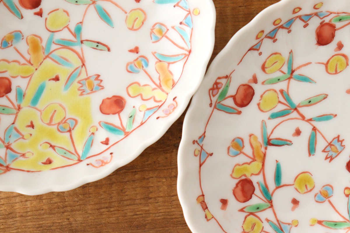 Ginshu Kiln Oval Small Plate Chrysanthemum | Kutani Ware