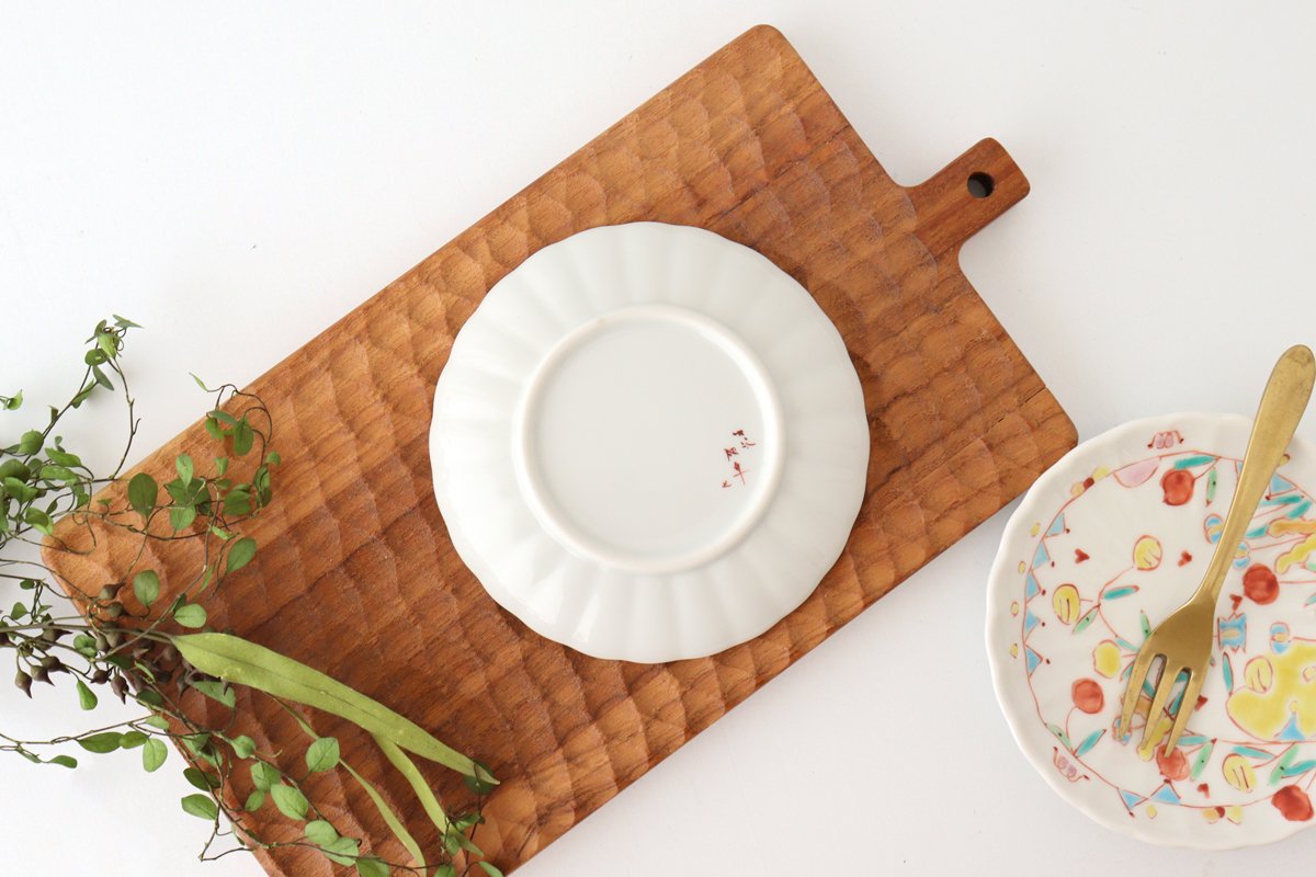 Ginshu Kiln Small Round Plate Chrysanthemum 12cm/4.7in | Kutani Ware