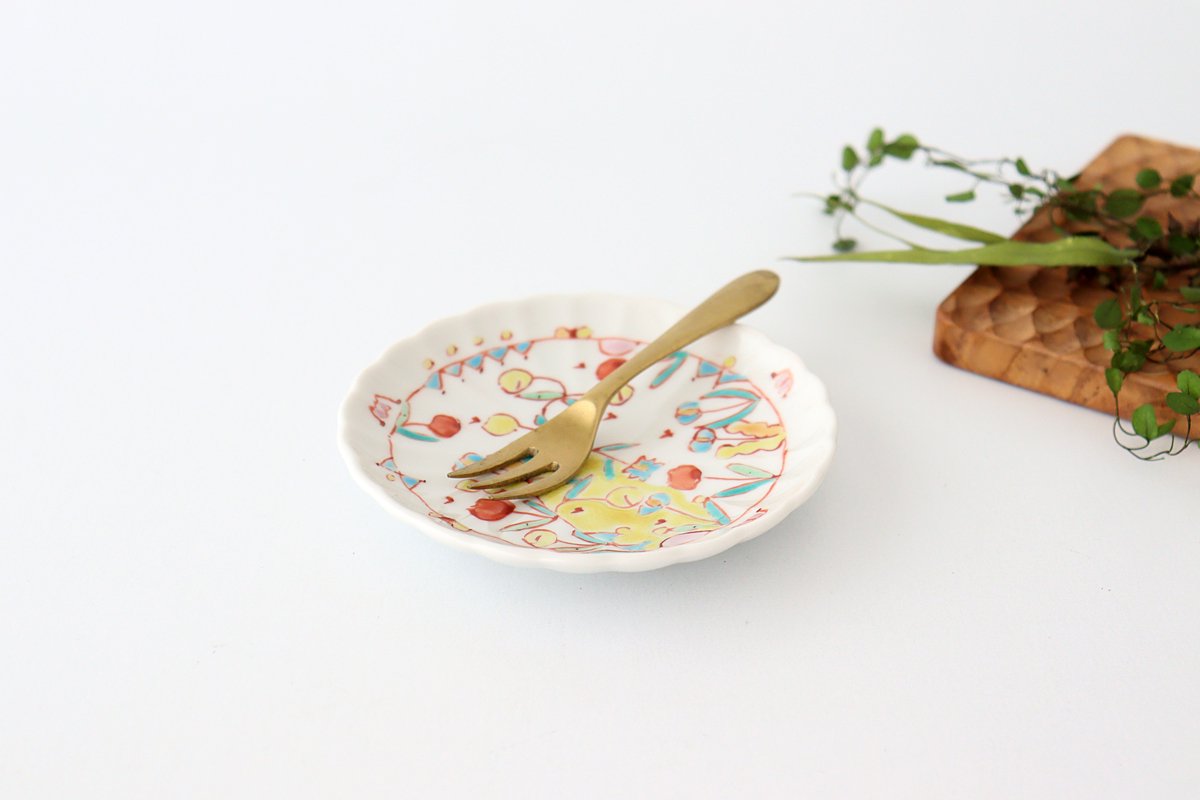 Ginshu Kiln Small Round Plate Chrysanthemum 12cm/4.7in | Kutani Ware