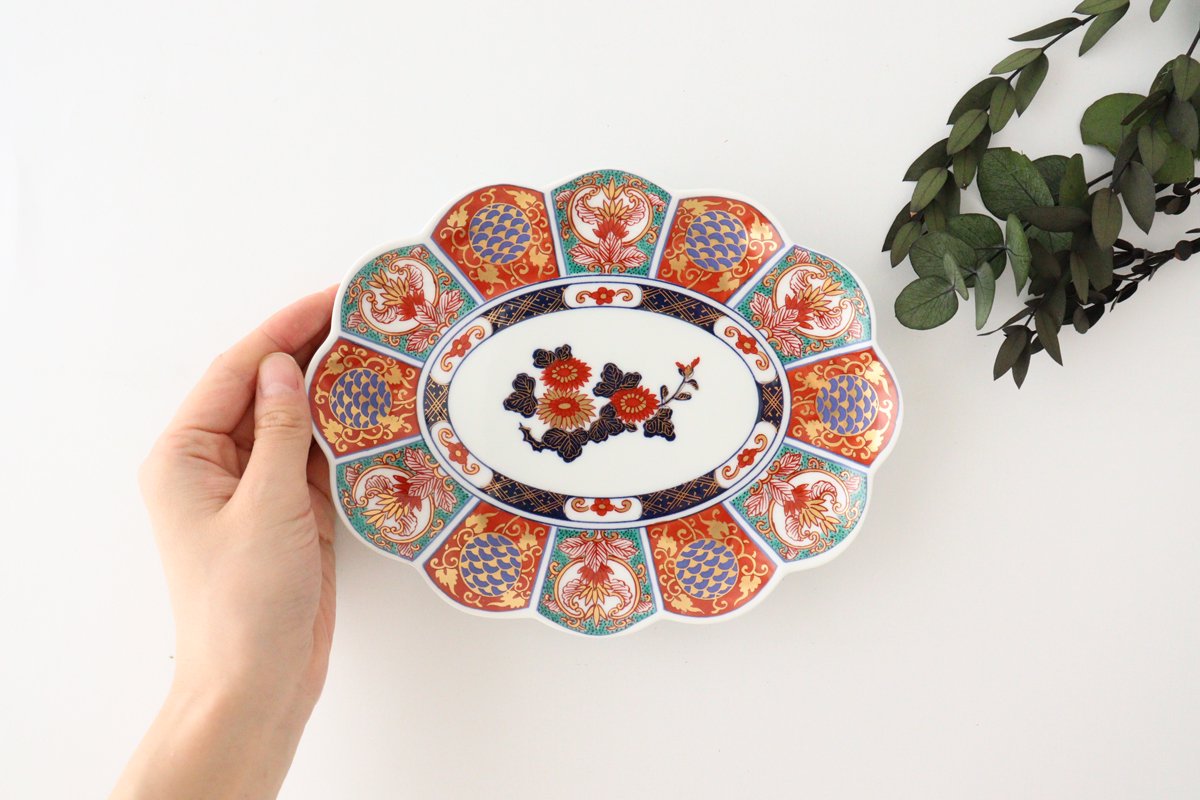 Rinkurou Kiln Oval Plate Old Imari Chrysanthemum Pattern 19cm/7.5in | Hasami Ware