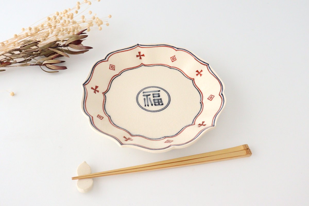 Bellflowershaped Plate Fuku Semi-Porcelain 21cm/8.3in | Arita Ware