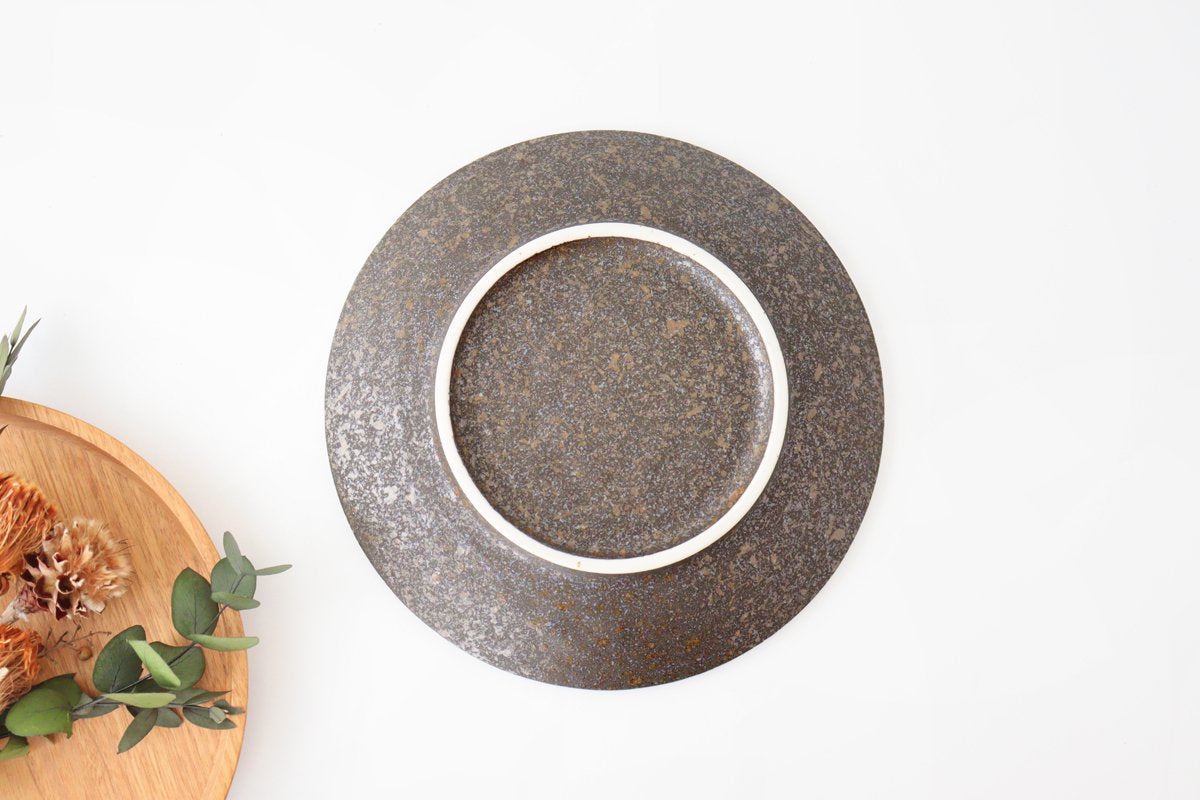 Spica Round Plate Brown 24cm/9.4in | Mino Ware