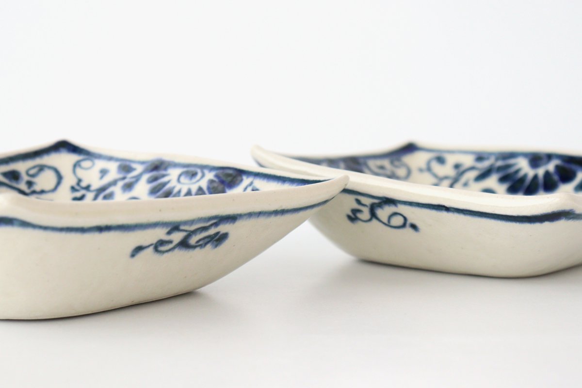 Diamond-shaped Bowl Blue Flower Annan | Serving Bowl Mino Ware