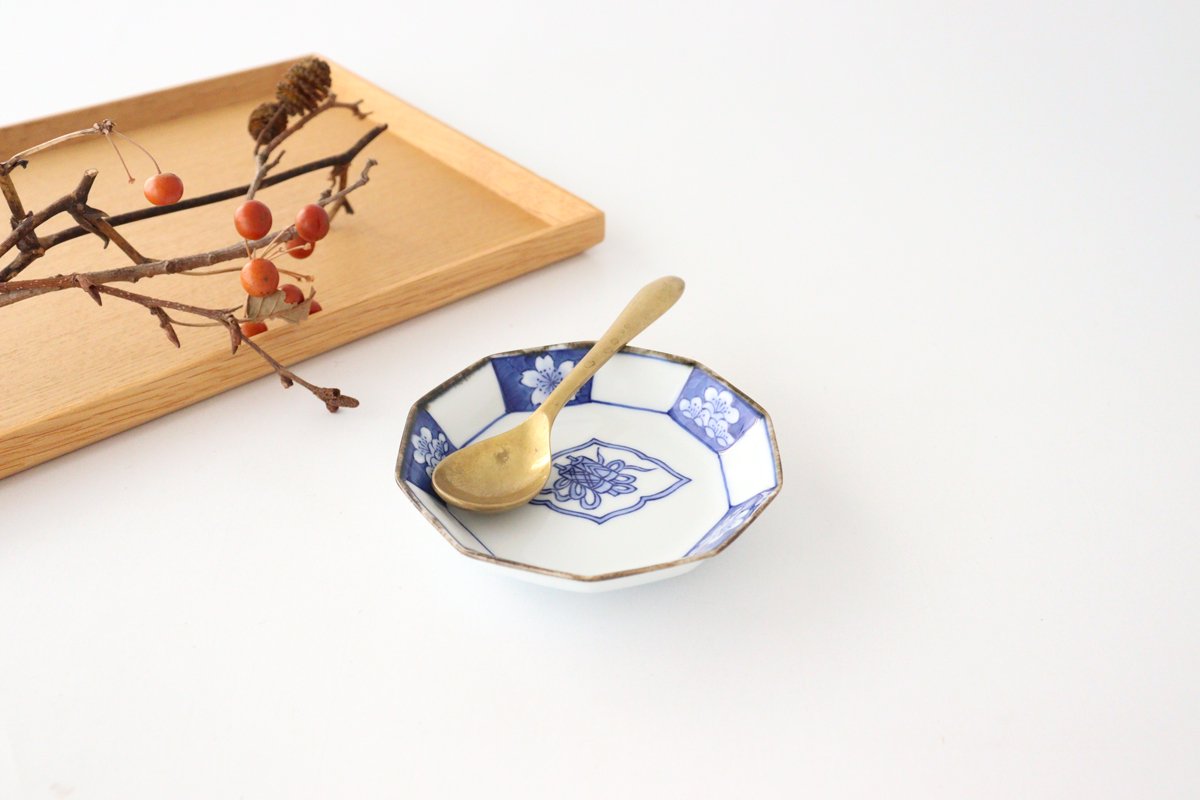 Rinkurou Kiln Decagonal Small Plate Plum and Sakura Pattern | Hasami Ware