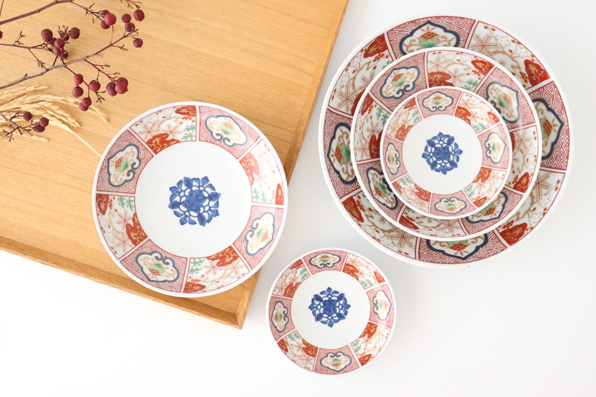 Round Plate Red and Gold 14.8cm/5.8in | Hasami Ware-Detail14