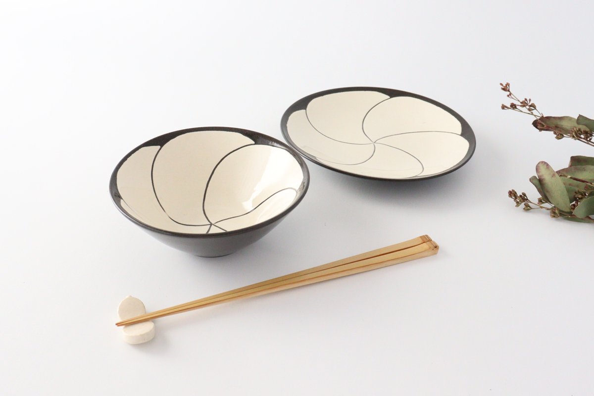 Bowl Small Pottery NEZIRI Plum Hasami Ware