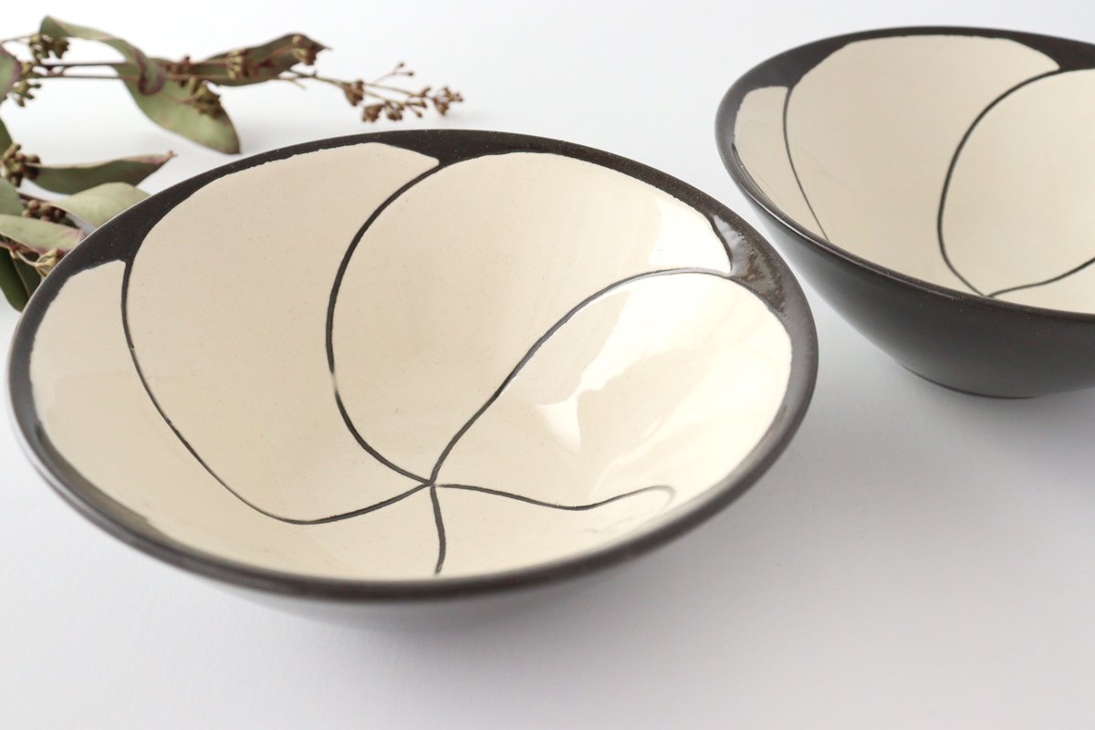 Bowl Small Pottery NEZIRI Plum Hasami Ware