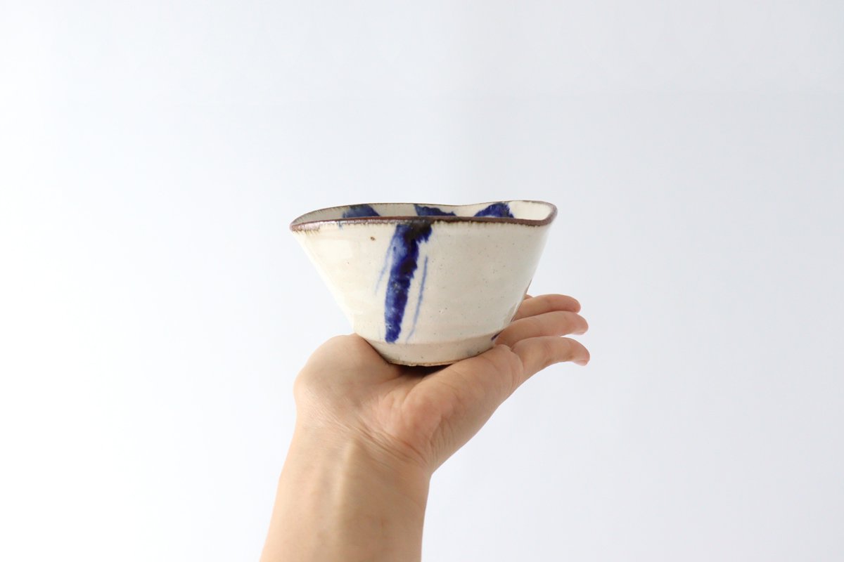 Minami Kiln Small Triangular Bowl Annanrakugki | Kobachi Mino Ware