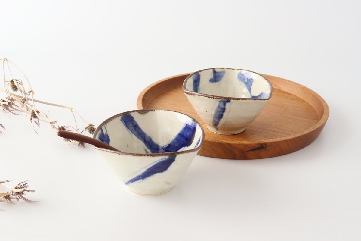 Minami Kiln Small Triangular Bowl Annanrakugki | Kobachi Mino Ware