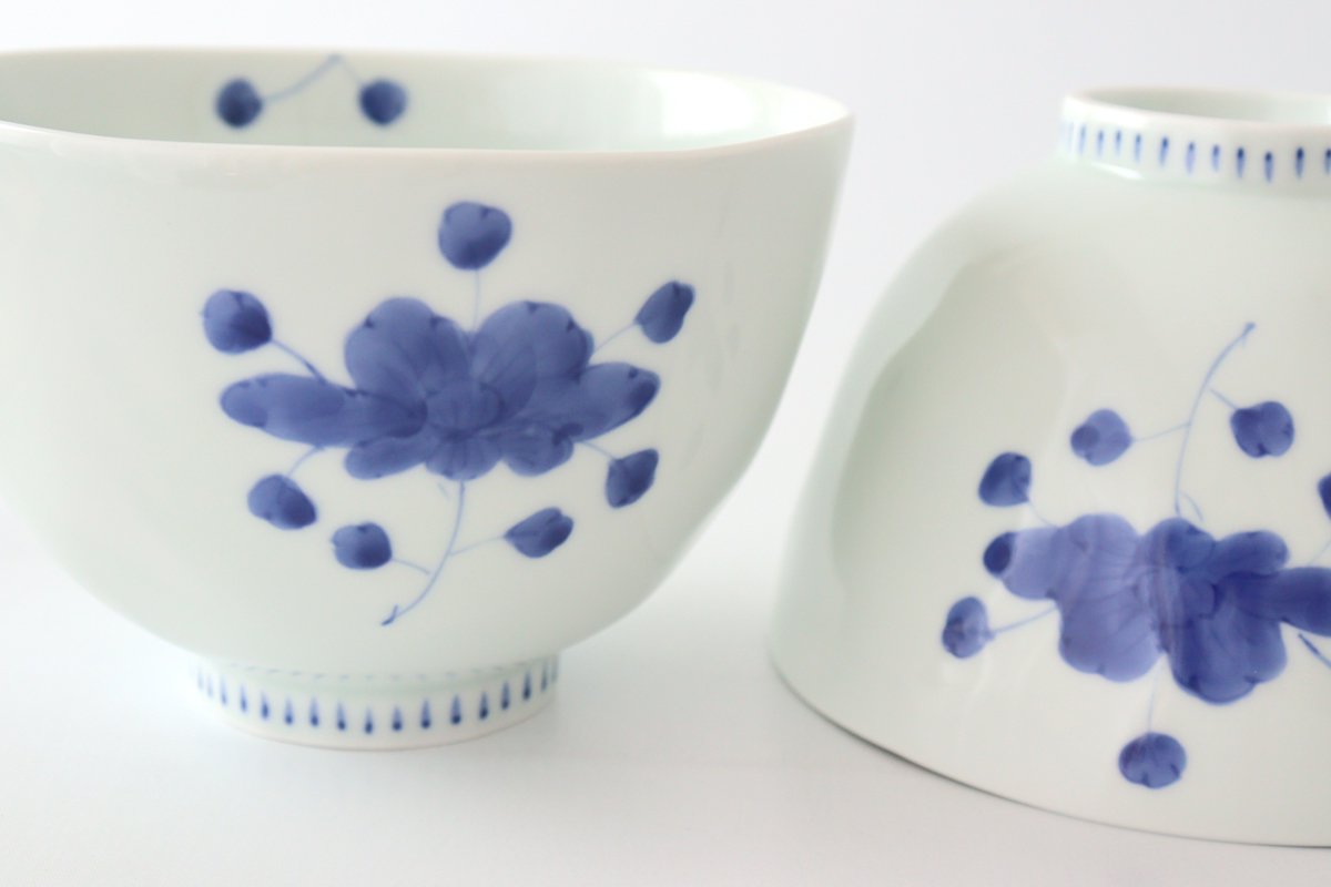 Round Noodle Bowl Peonies | Arita Ware