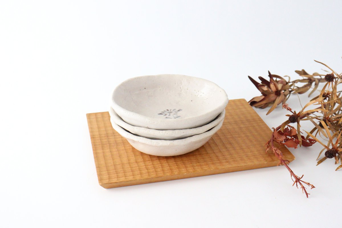 Kitagama Kasen Hiroshige Kato Small Bowl White Flower | Kobachi Seto Ware