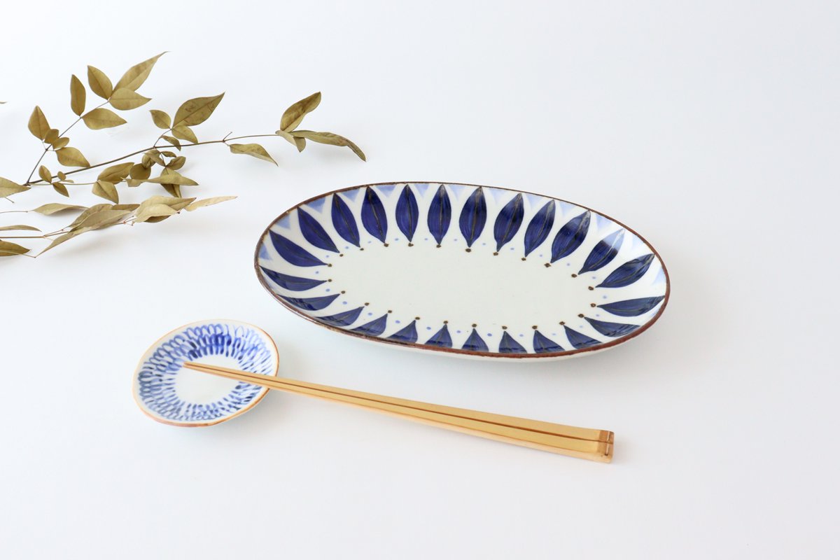 Round Sauce Plate Blue Arabesque | Arita Ware