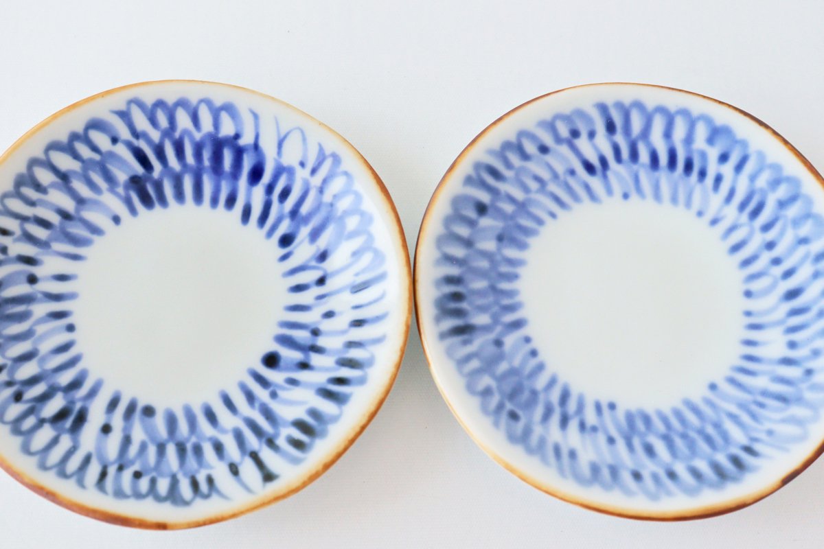 Round Sauce Plate Blue Arabesque | Arita Ware