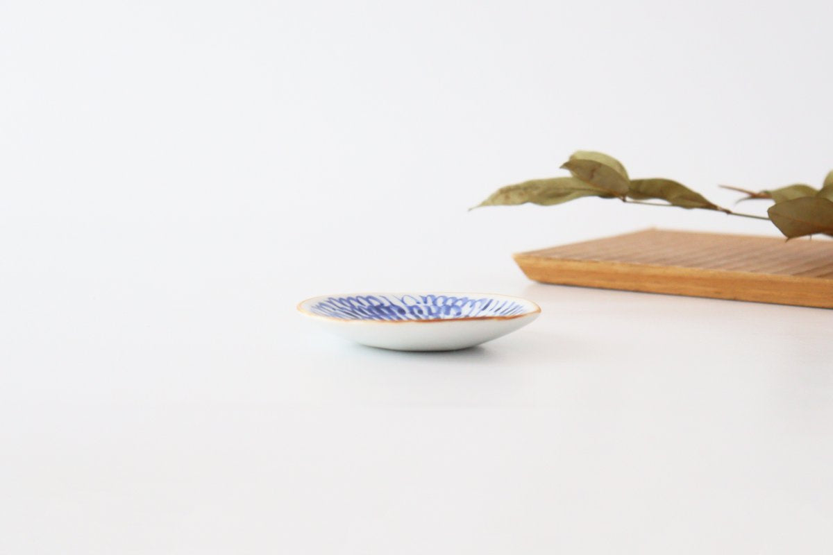 Round Sauce Plate Blue Arabesque | Arita Ware