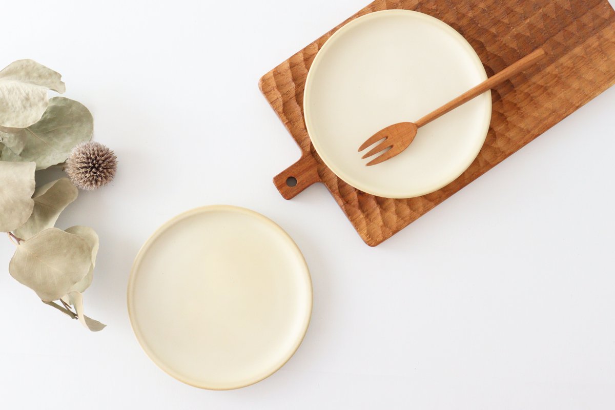 Round plate 13.5cm Ivory Pottery Sucre Hasami ware