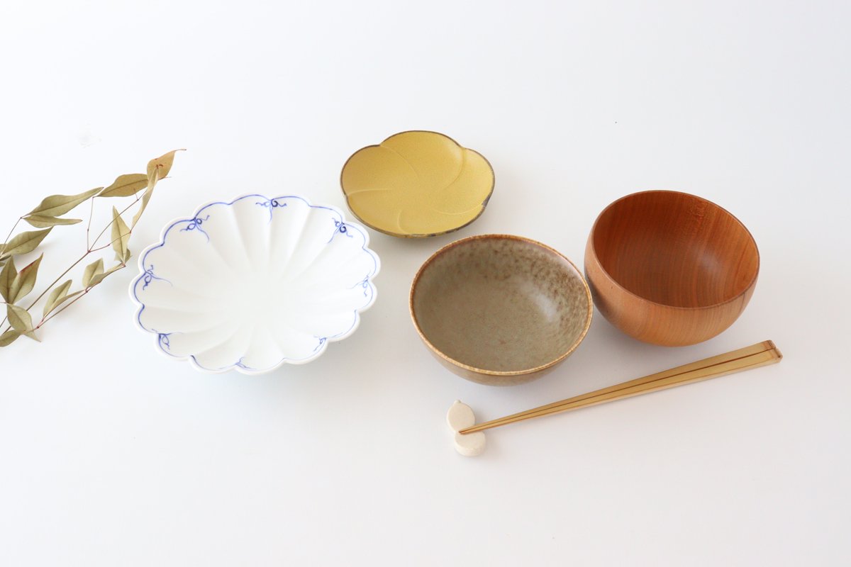 Chrysanthemum Shaped Plate Blue Medium | Hasami Ware