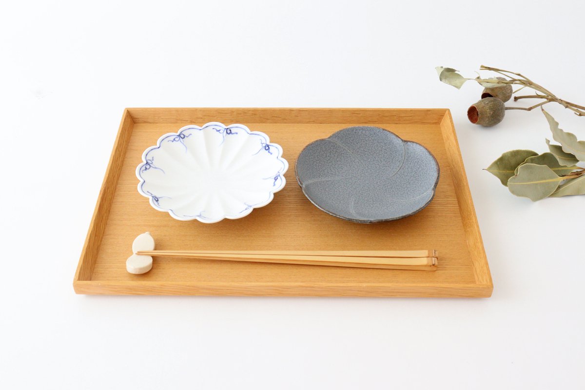 Chrysanthemum-shaped Blue Small Rim Plate S | Hasami Ware