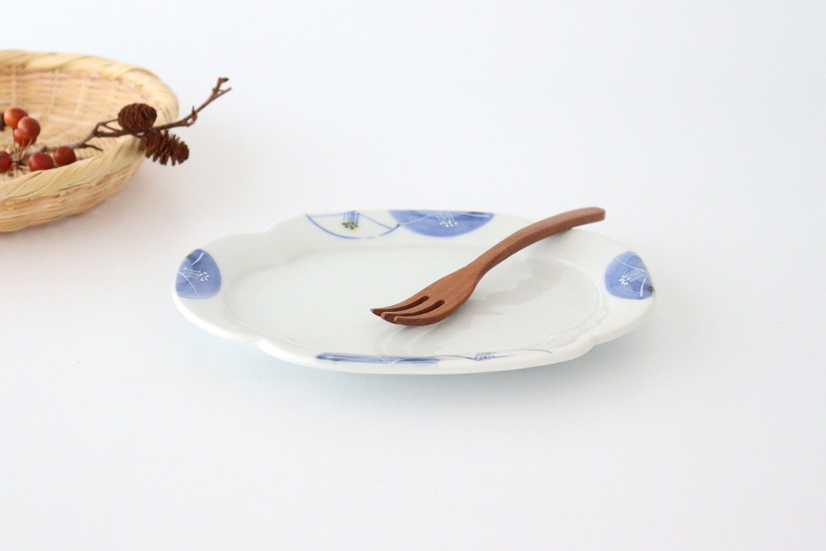 Zoho Kiln Oval Plate Blue Camellia | Mino Ware