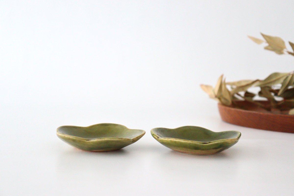 Zoho Kiln Small Plate Green Camellia | Mino Ware