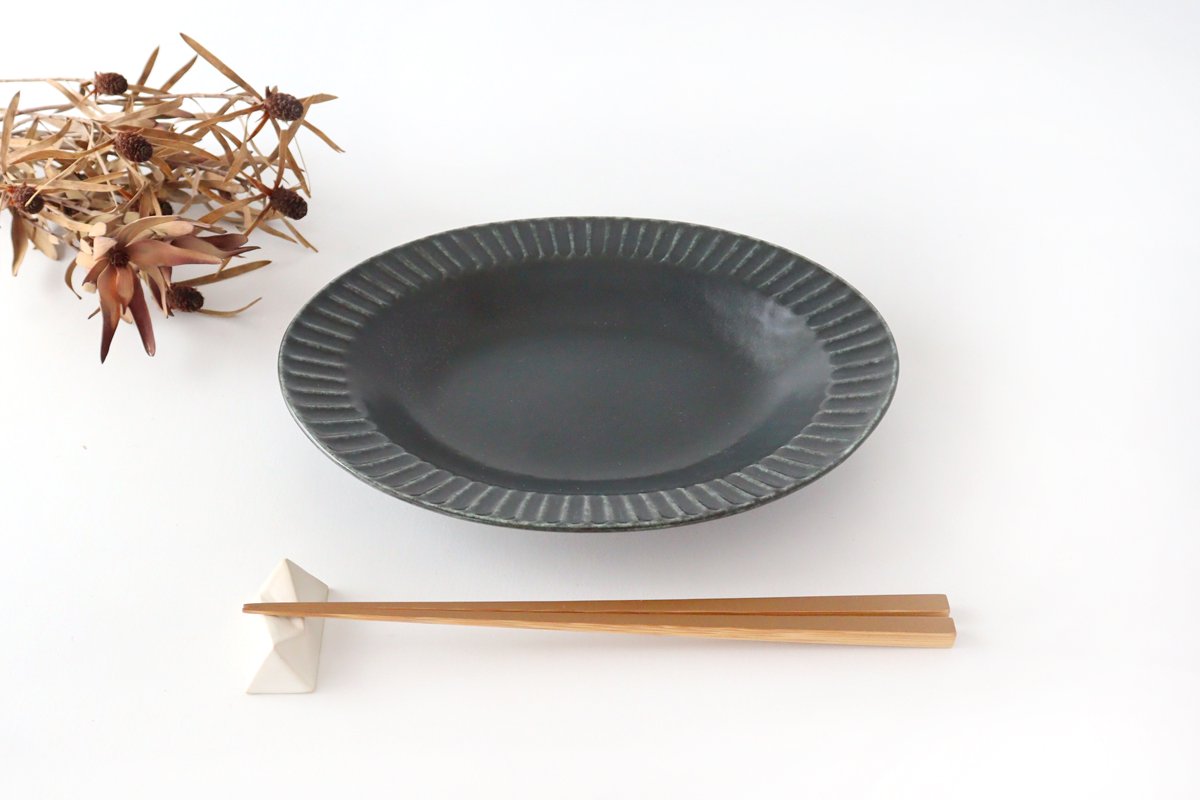 Oval Platter Chrysanthemum Black | Mino Ware