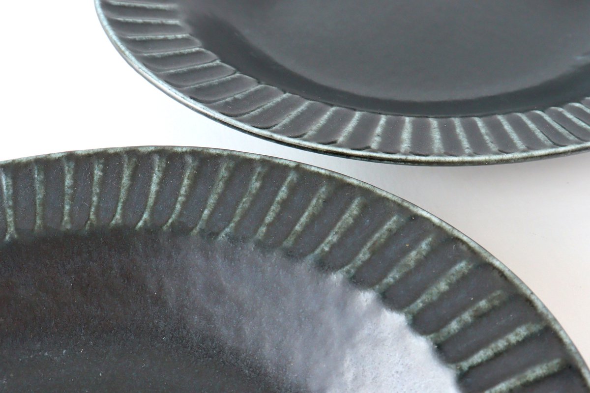 Oval Platter Chrysanthemum Black | Mino Ware