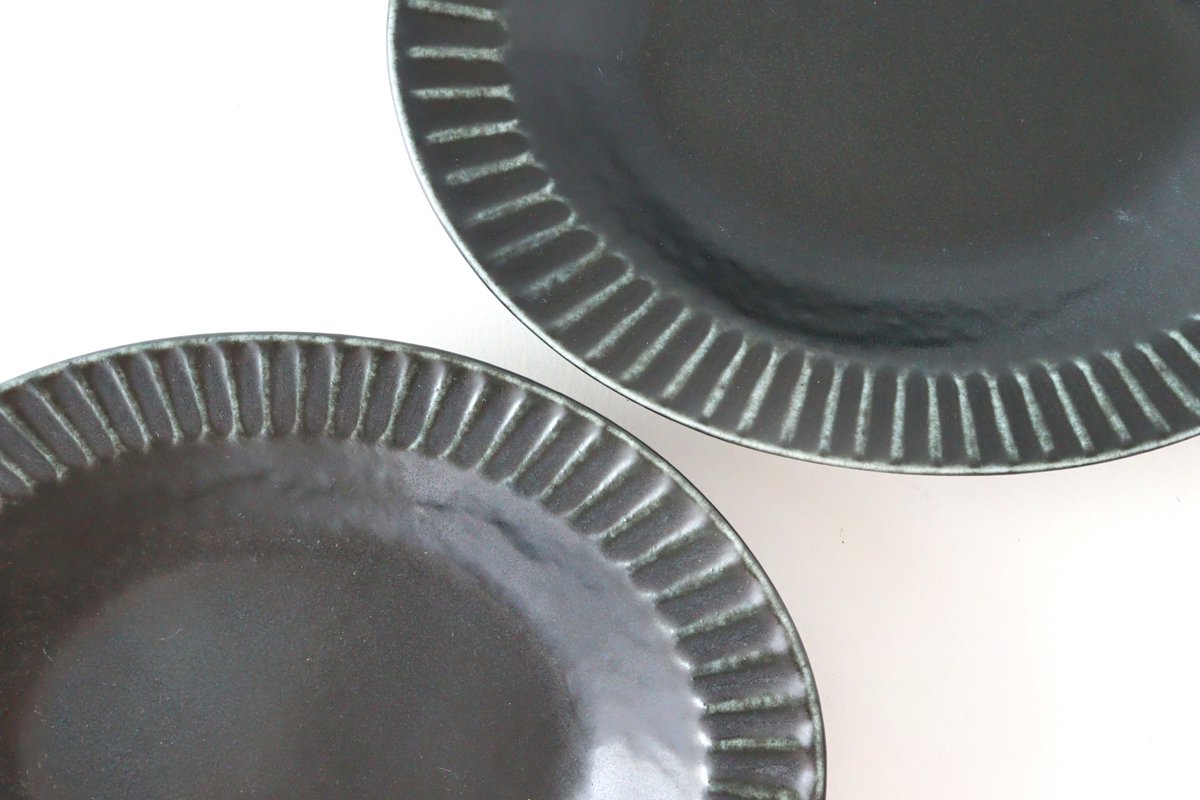 Oval Platter Chrysanthemum Black | Mino Ware