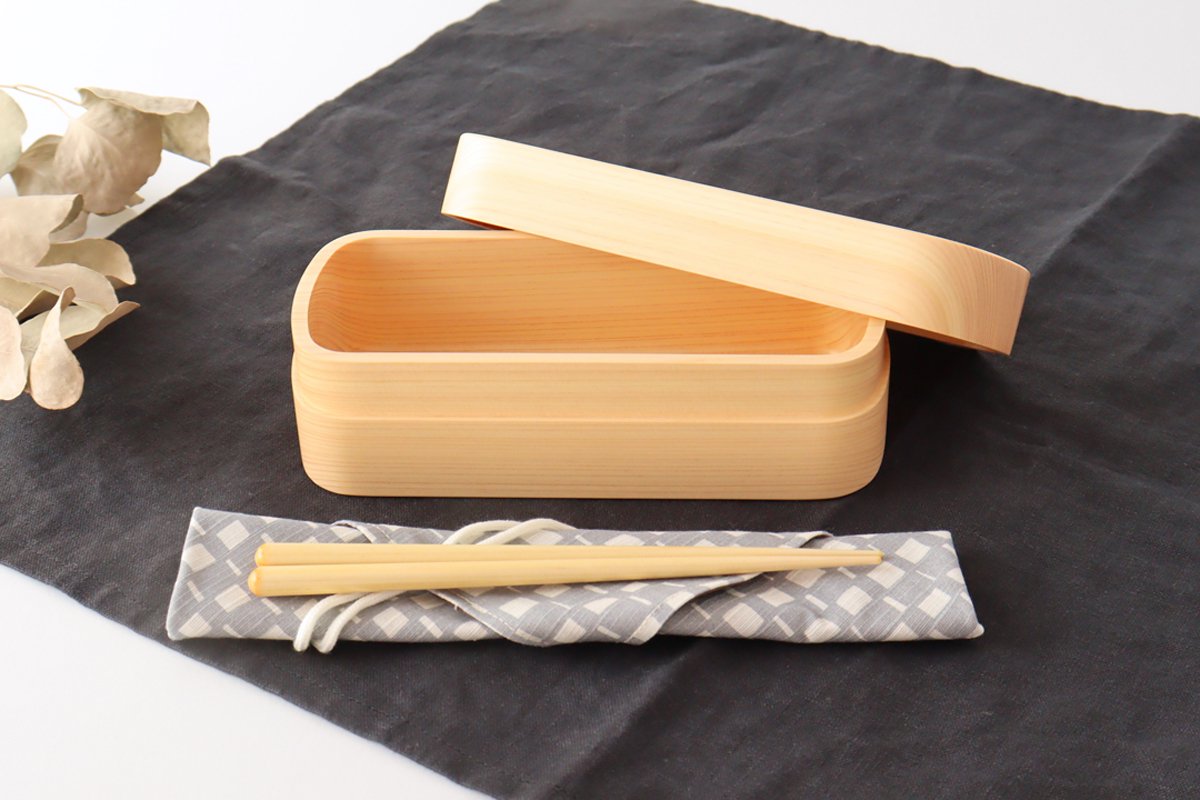 Tsunoda Seibei Shoten Kishu Hinoki Bento Box