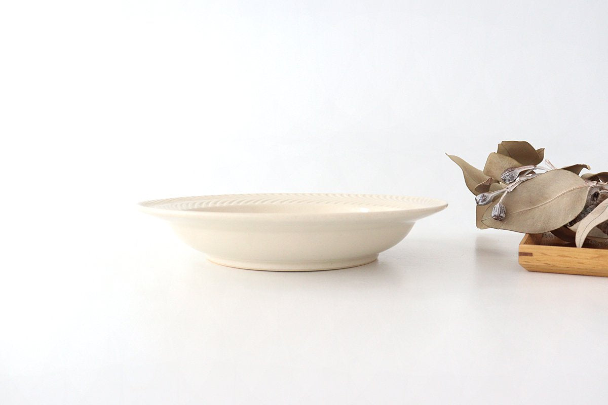24cm/9.4in Bowl Ivory Ceramic Rosemary Hasami Ware