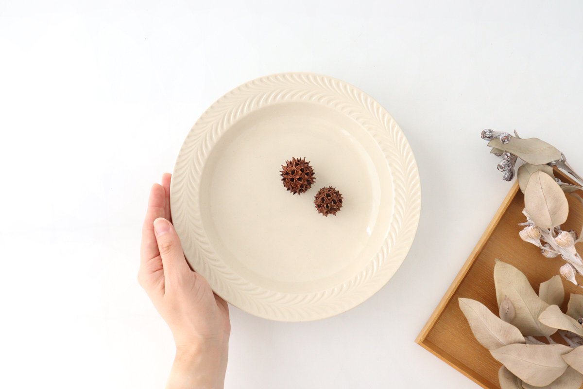 24cm/9.4in Bowl Ivory Ceramic Rosemary Hasami Ware
